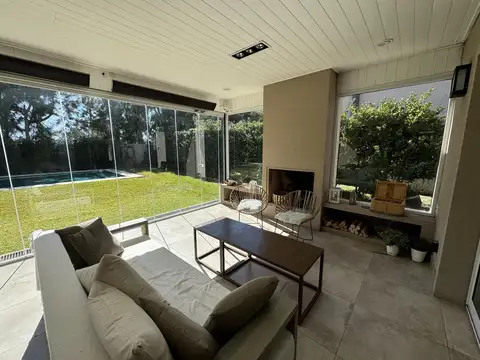  Venta Casa en Los Sauces Nordelta