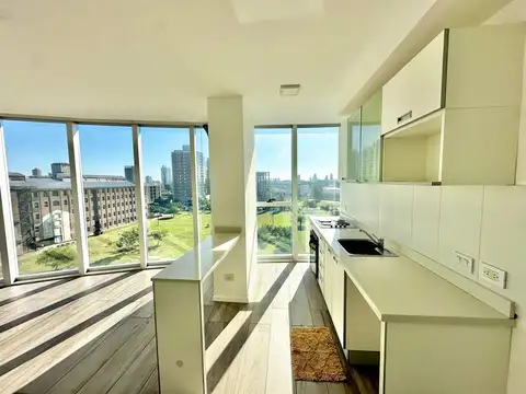 Sara Pinasco de Julierac 300