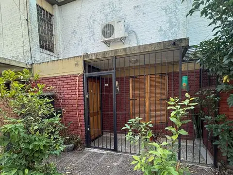 Dúplex 3 ambientes en Moron