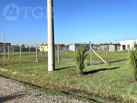 Lote en venta en barrio Estilo Campo Canning