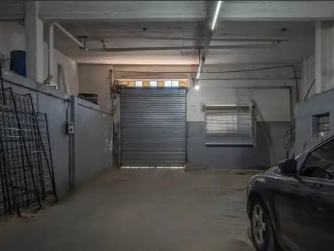 Galpon en Venta en Lomas del Mirador, USD 180.000