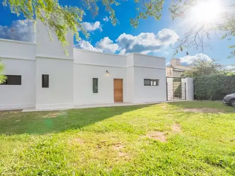 Casa - Venta - Argentina, Colastiné - Las magnolias 6865