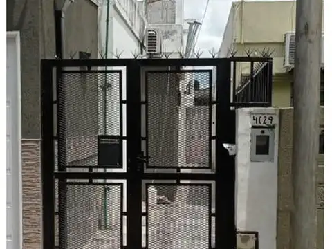 Casa en venta en Funes - BARRIO LA FLORIDA - ING LAPORTE 4029