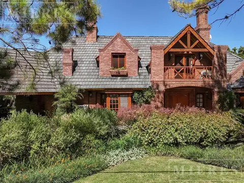 Casa en venta en Mayling Club de Campo