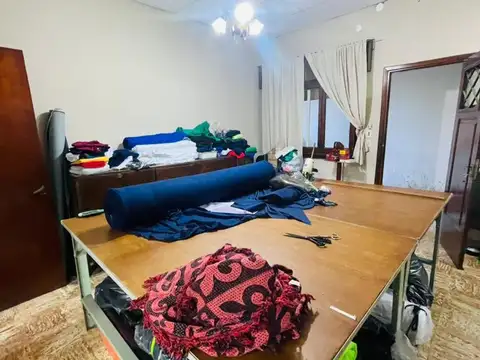 Depto Tipo Casa en Venta con 1 cocheras