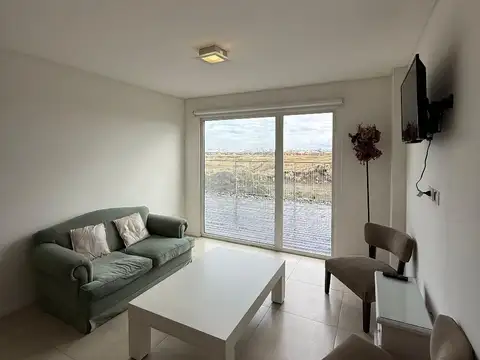 Departamento en Alquiler con 1 cocheras