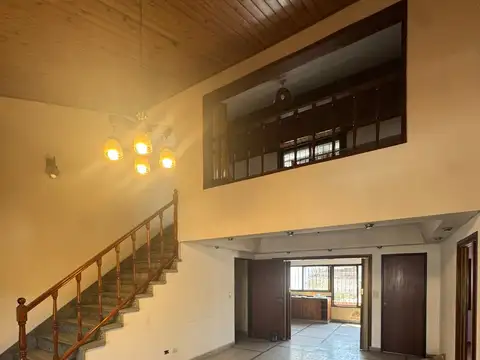 Casa en Alquiler 50 años