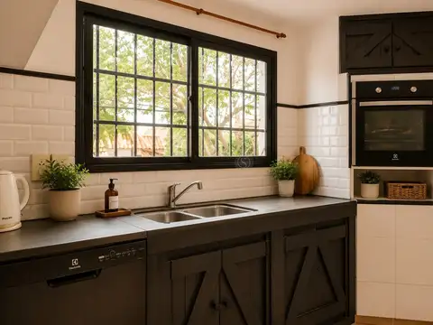 Casa 5 ambientes con 2 baños