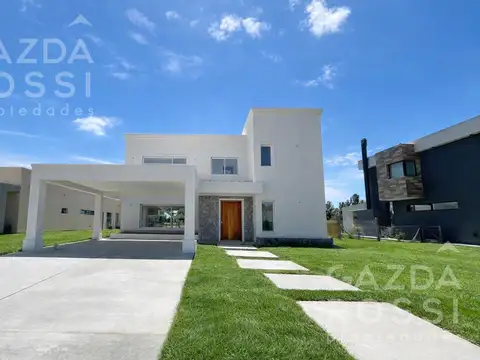 Casa con pileta en  Lagos de San Eliseo