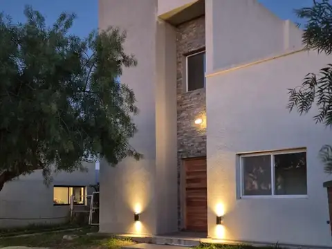 Barrio San Ramón, Pilar del Este 2600