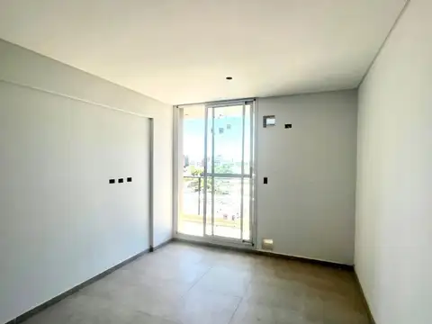 27 De Febrero 700, Piso 7