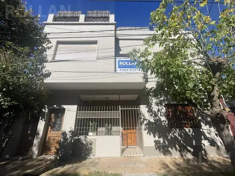 PH de 4 amb con terraza y balcon!! en P.Alta!! Venta Carapachay