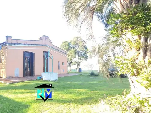 Casa en Venta con 5 cocheras