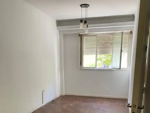 45   e/  12 y 13 800, Piso PB