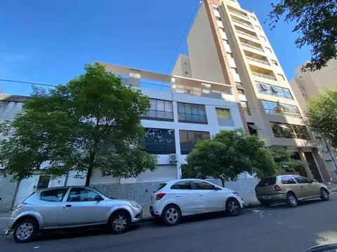45   e/  12 y 13 800, Piso PB