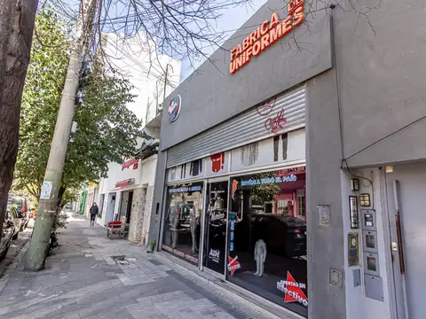 OV LAGOS AL 400 ALQUILER / VENTA DE LOCAL EN ROSARIO