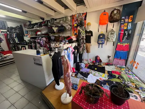 Local en Venta Via Pública
