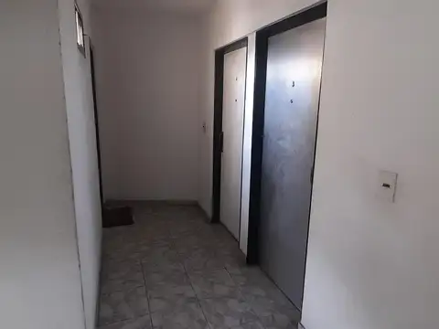 Departamento en Alquiler con 2 cocheras