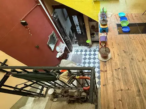 Depto Tipo Casa en Venta 80 años