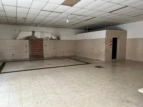 Avenida Vélez Sarsfield 300, Piso Ave