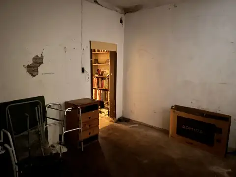 Casa 2 ambientes con 1 baño