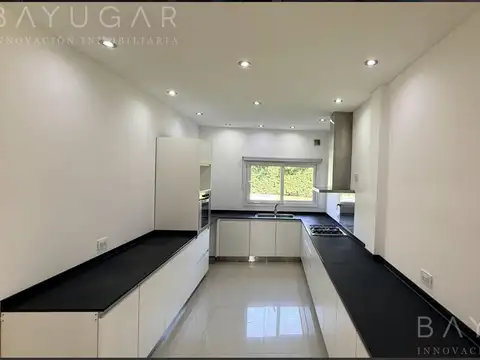 Casa en Alquiler al Noreste