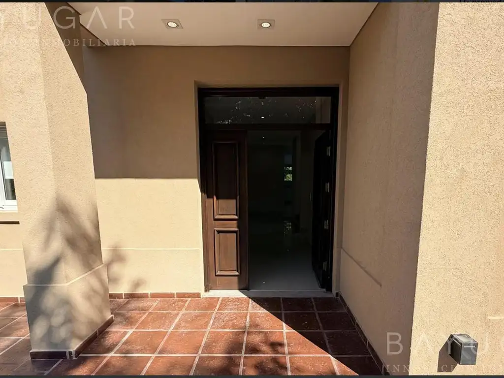 Casa en Barrancas de Iraola de 4 dormitorios