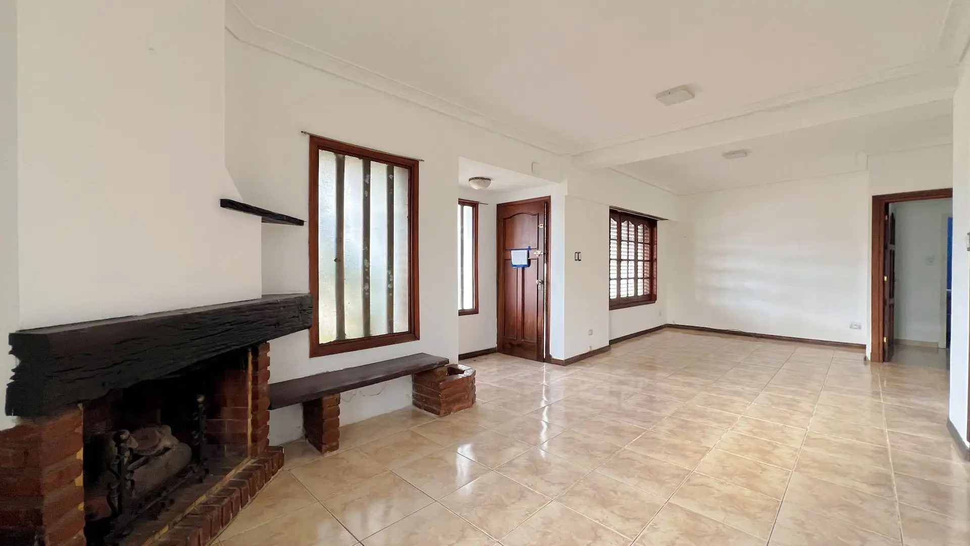VENTA CASA 4 AMB - TERMAS DE RIO HONDO Y 25 D MAYO