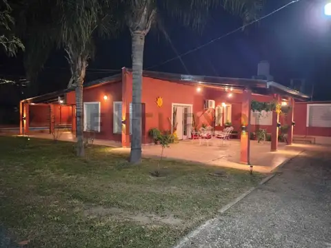 CASA  EN VENTA BARRIO AMPLIACION INAUDI - CORDOBA (RECIBE DEPARTAMENTO / VEHICUL