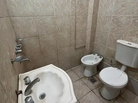 Depto Tipo Casa 2 ambientes con 1 baño