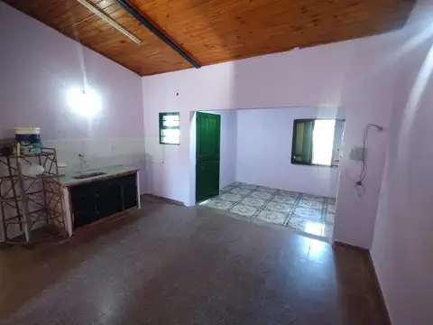 Casa en Alquiler con 1 cochera
