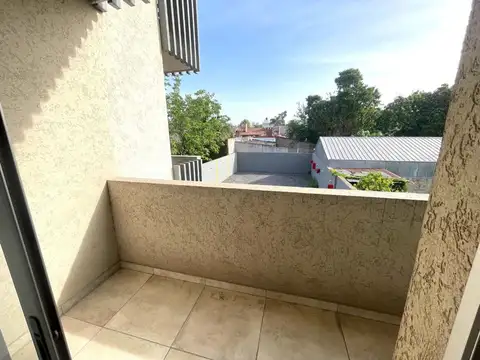 Intendente Eduardo Bossi 300