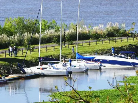 Azahares de Parana  barrio Sentidos Lote 68