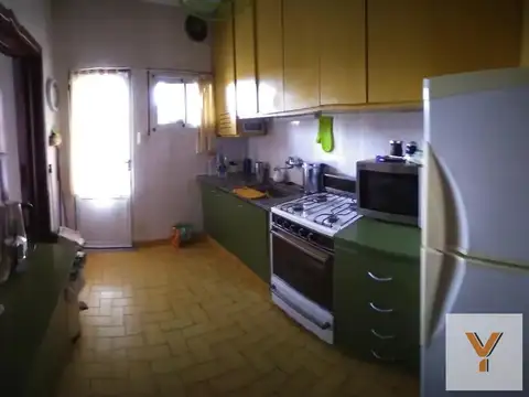 Casa en venta - 3 Dormitorios 2 Baños - Necochea
