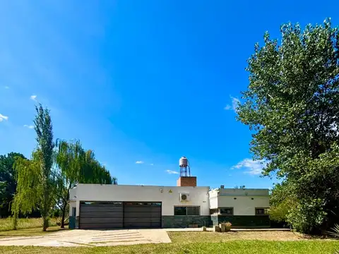 Oportunidad! Casa en Venta – Ibarlucea 