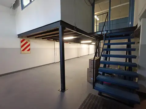 Oficina en Venta 25 años