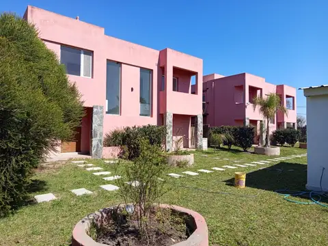 Casa en las tarexclusivo dúplex de 2 dormitorios: confort a estrenar en el complejo "las tardes"des