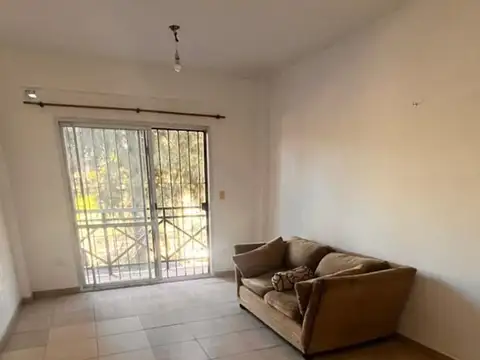 Departamento en Alquiler en Ciudad Jardin del Palomar, $ 760.000