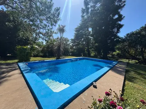 CASA QUINTA 3 AMB CON PILETA Y QUINCHO PERMUTA