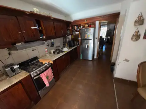 VENTA CASA EN CERRO AMPLIO TERRENO LOCAL COMERCIAL