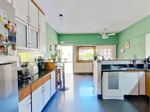 Depto Tipo Casa en Venta 26 años