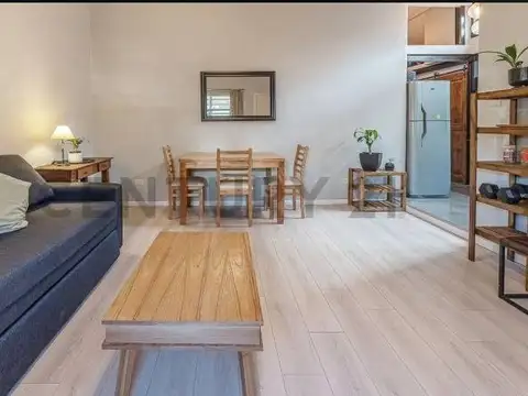 PH tipo casa 2 ambientes y medio en Villa Devoto (sin expensas)