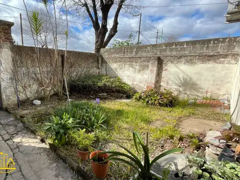 Casa a refaccionar - Pje. Hudson 4100 - Loiacono Propiedades