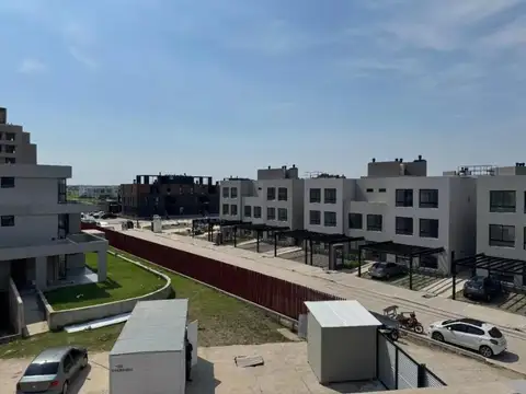 Depto Tipo Casa en Venta de 5 dormitorios