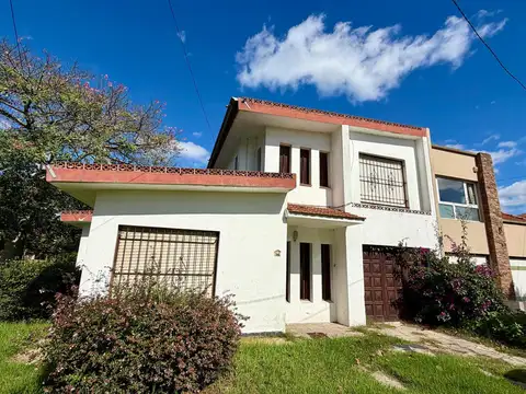 Depto Tipo Casa en Venta en Constitucion, USD 108.000