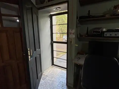 Casa 3 ambientes con 1 baño