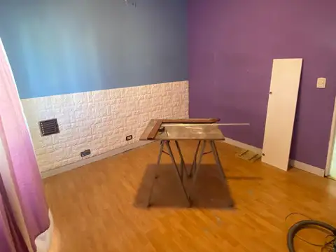 Casa 4 ambientes con 1 baño