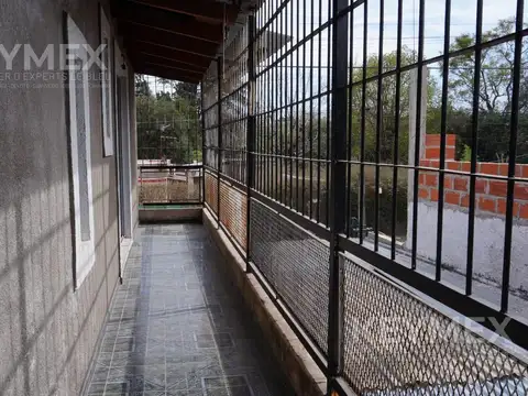 Casa 5 ambientes con 2 baños