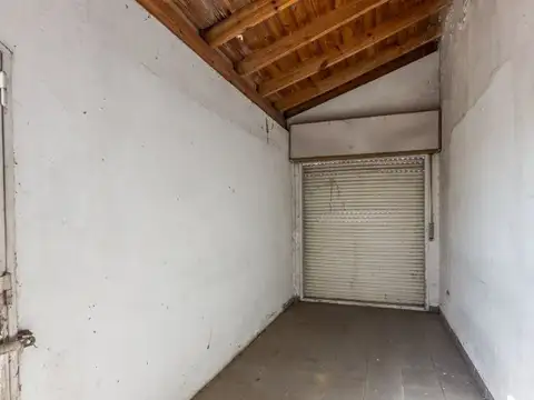Depósito Galpón  en Venta en Morón, G.B.A. Zona Oeste, Argentina