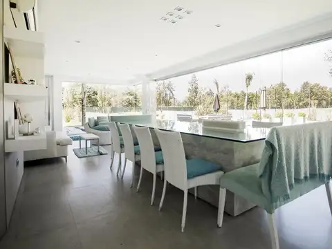 VENTA de CASA en Saint Thomas Este Oeste - Canning